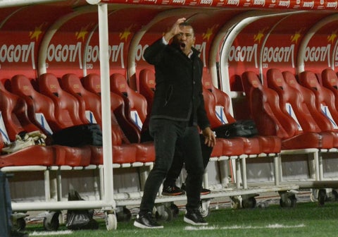 Harold Rivera, técnico de Santa Fe