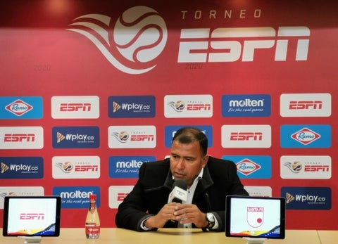 Hárold Rivera, director técnico de Santa Fe