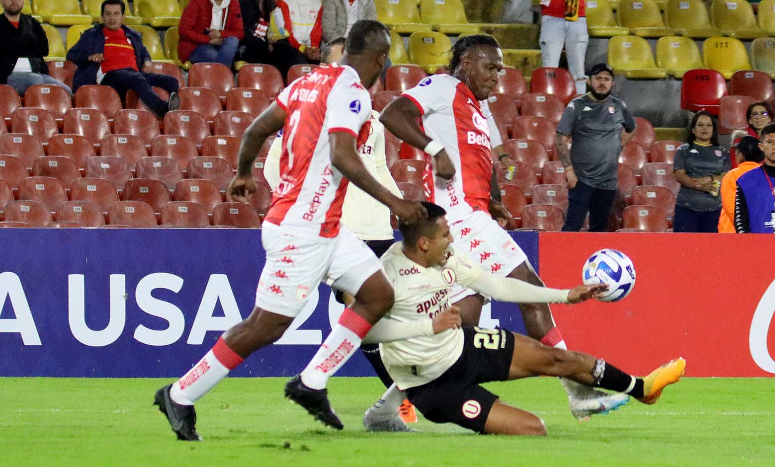 Santa Fe vs Universitario de Perúi - Copa Sudamericana 2023