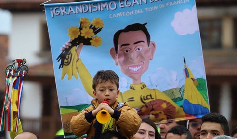 Homenaje a Egan Bernal, Tour de Francia