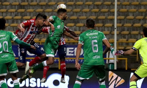 América de Cali jugando ante Nacional en el Torneo Fox Sports