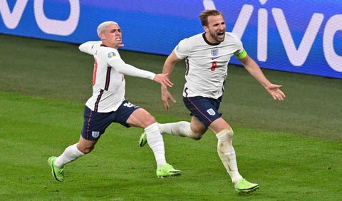 Harry Kane marcó en el triunfo de Inglaterra sobre Dinamarca