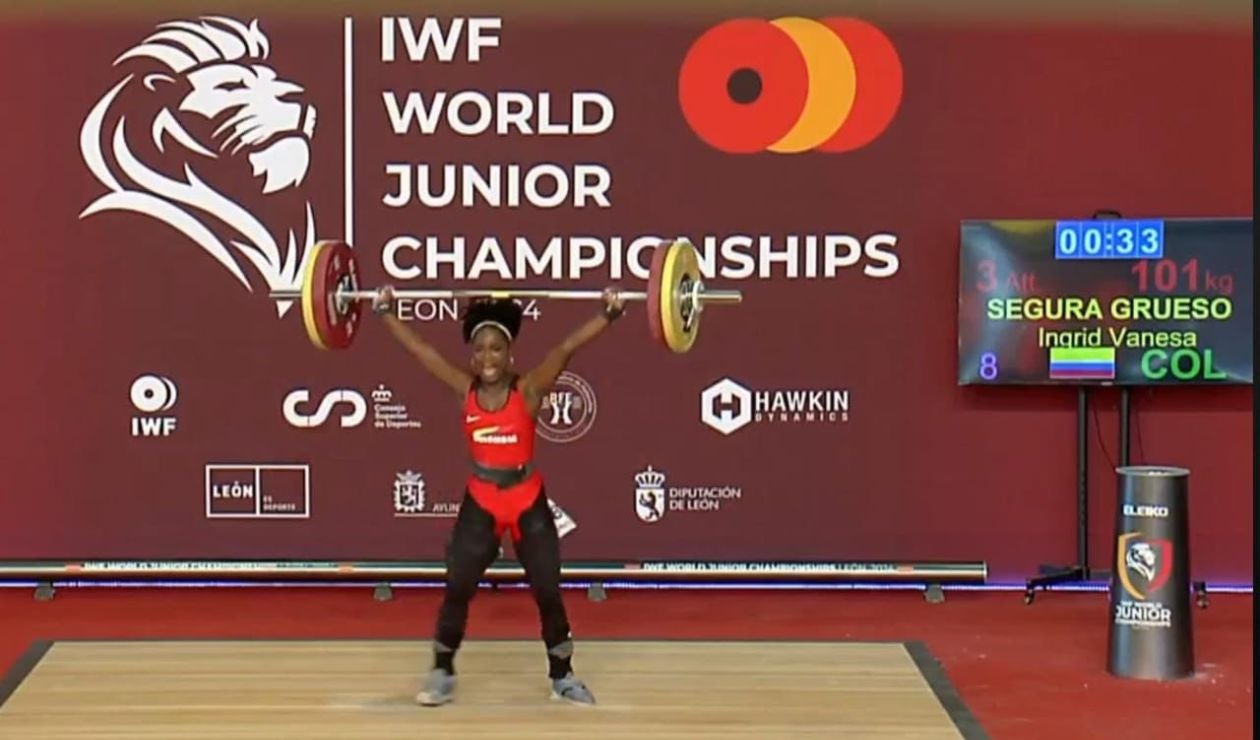 Ingrid Segura en el Mundial de Levantamiento de Pesas sub-20