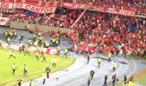 Invasión hinchas de América de Cali en el Pascual
