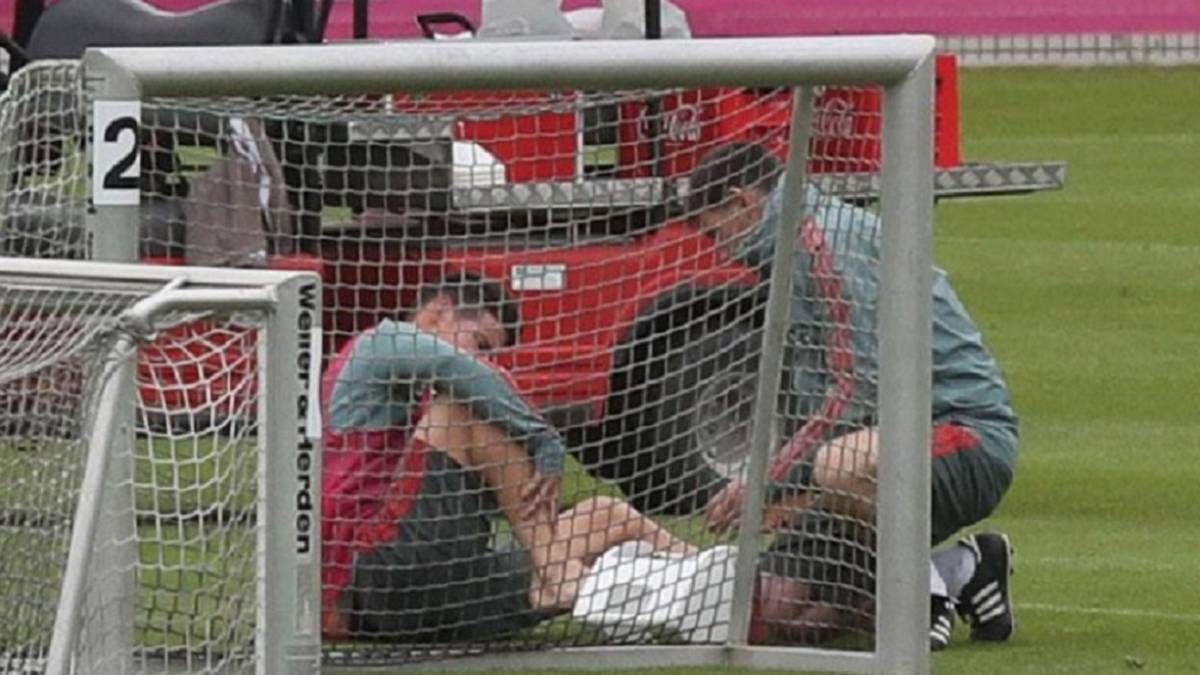 James Rodríguez salió lesionado de la práctica del Bayern