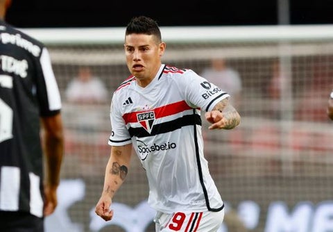James Rodríguez con el Sao Paulo ante Botagofo