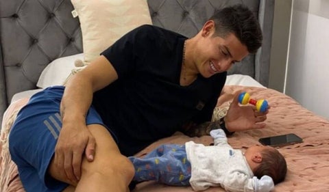 James Rodríguez y Samuel, su segundo bebé