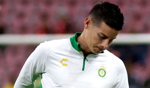 James con el León de México