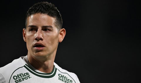 James Rodríguez con León