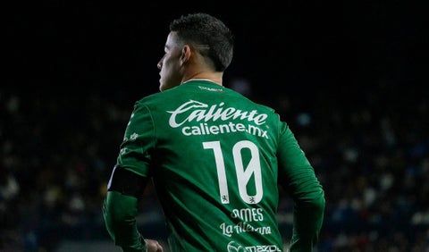 James Rodríguez con el León