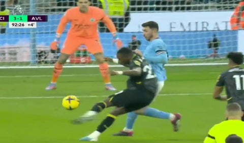 Jhon Jáder Durán vs Manchester City