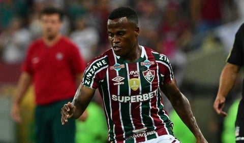 Jhon Arias recibe duro desplante desde Europa; se complica su salida