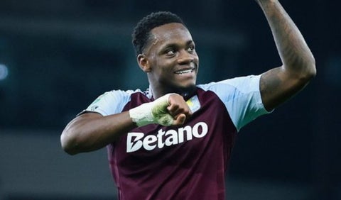 Jhon Jader Durán con el Aston Villa