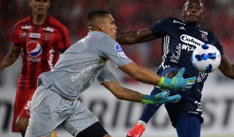 Joel Graterol - América