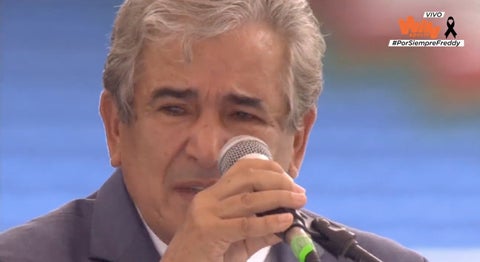 Jorge Luis Pinto llora en la despedida a Freddy Rincón