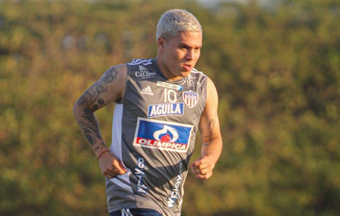 Juan Fernando Quintero en un entrenamiento de Junior