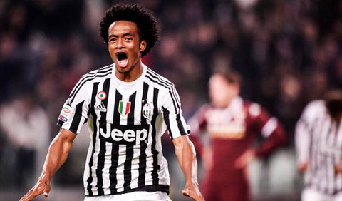 Juan Guillermo Cuadrado celebrando un gol con la Juventus