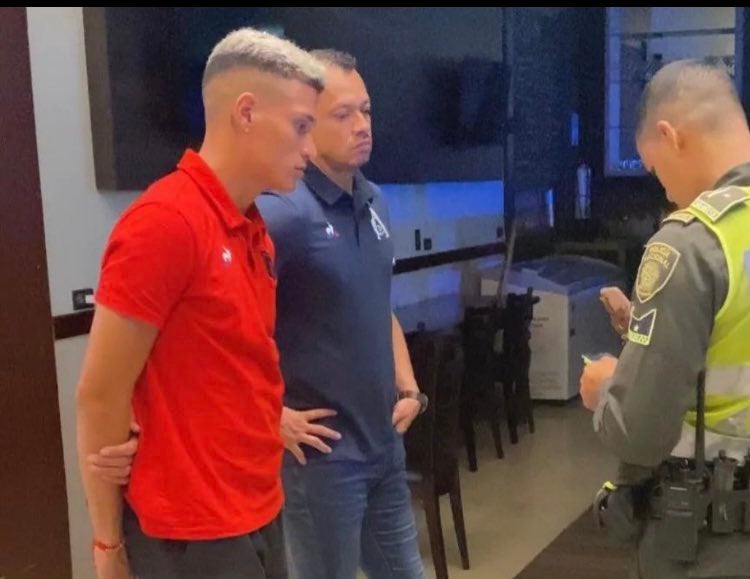 Juan Camilo Portilla, jugador de América a quien le impusieron un comparendo