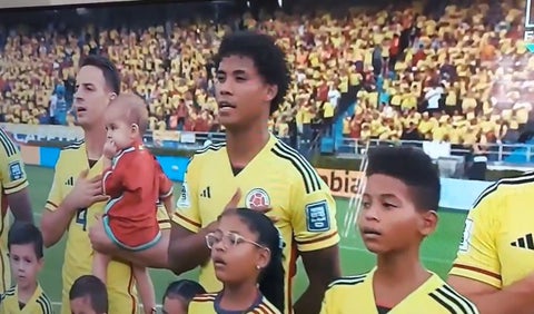 Jugadores de Selección Colombia y sus hijos