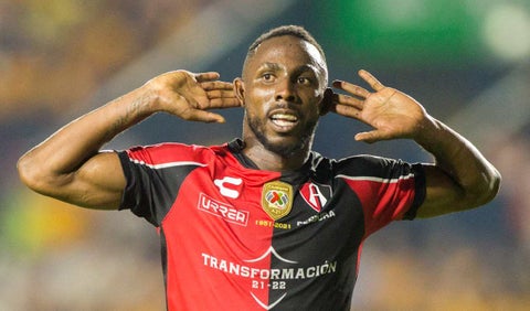 Julián Quiñones - delantero colombiano