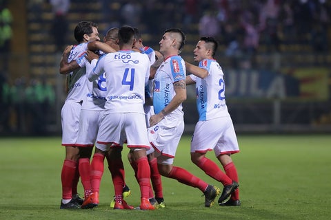 Junior de Barranquilla jugando en Bogotá