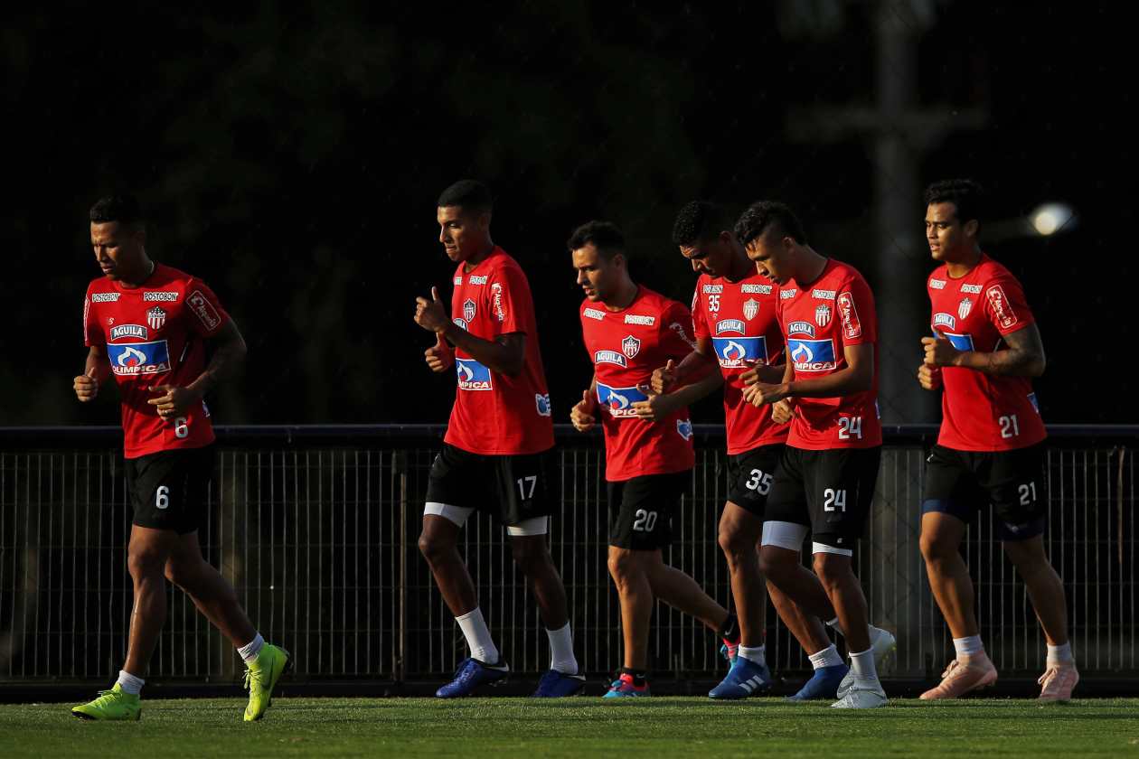 Junior de Barranquilla entrenando en Brasil