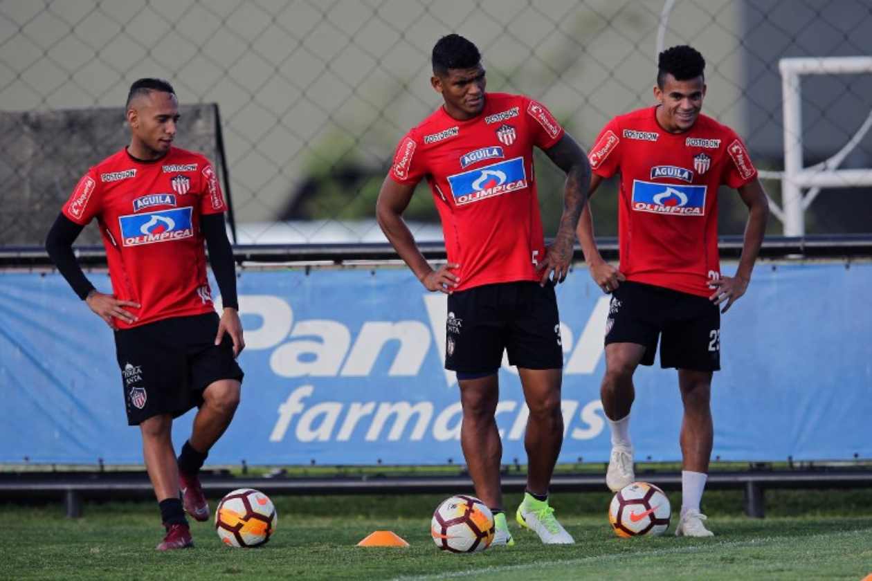 Junior de Barranquilla entrenando en Brasil