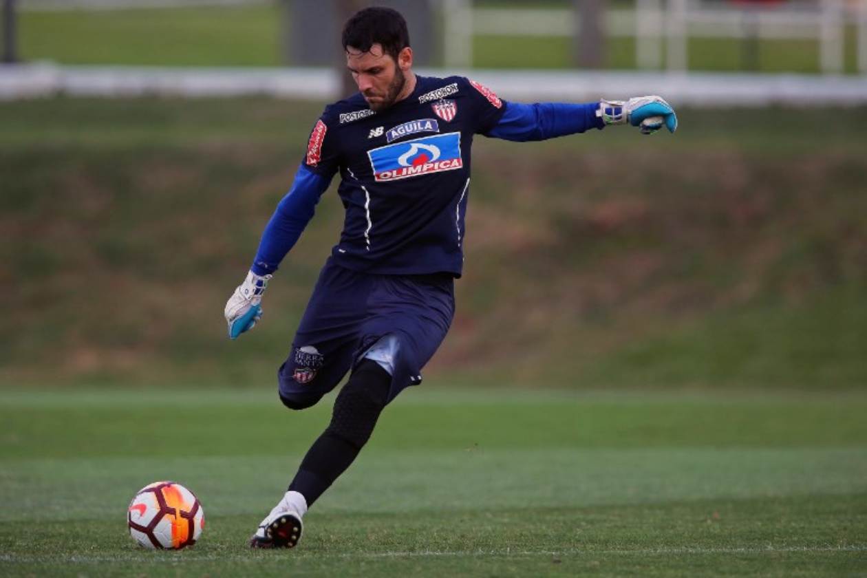 Junior de Barranquilla entrenando en Brasil