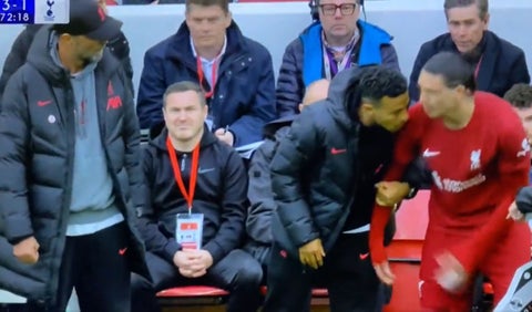 Jurgen Klopp, Thiago Alcántara y Darwin Núñez