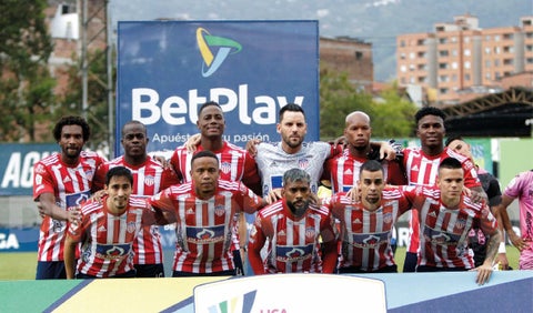 La renovación de la plantilla de Junior