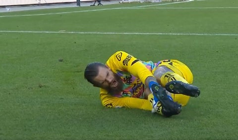 Lesión arquero de Polonia