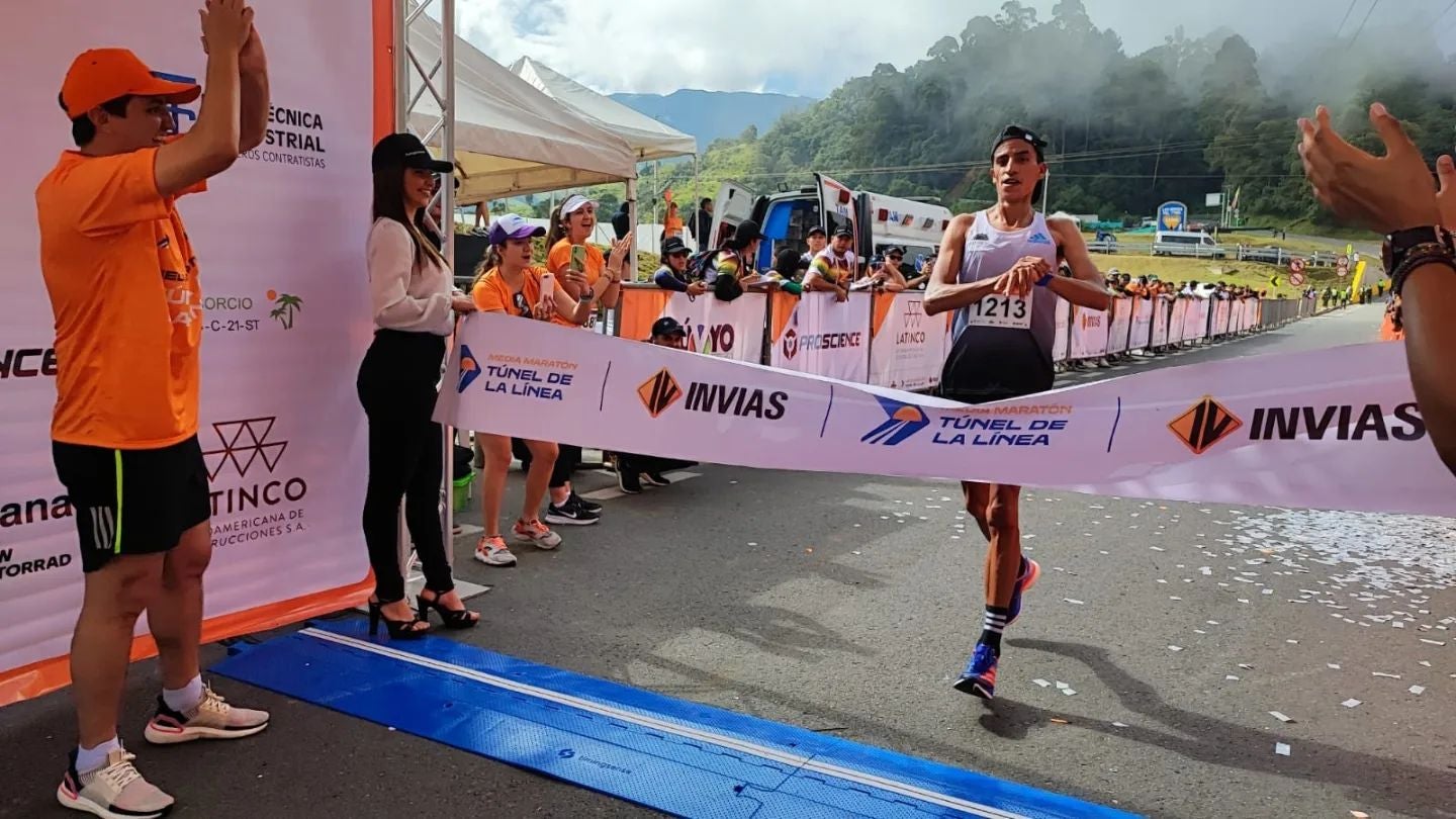 Media Maratón Túnel de La Línea
