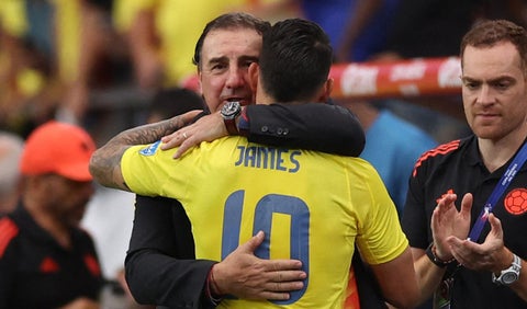 Néstor Lorenzo y James Rodríguez con la selección Colombia