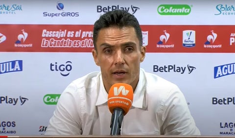 Lucas González, técnico de América