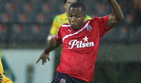 Luis Fernando Mosquera jugando con el Medellín
