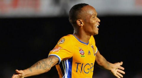 Luis Quiñones, delantero colombiano jugando para Tigres de México