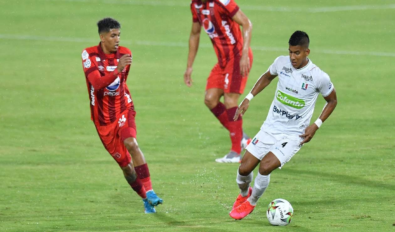 Luis Sánchez, futbolista de América