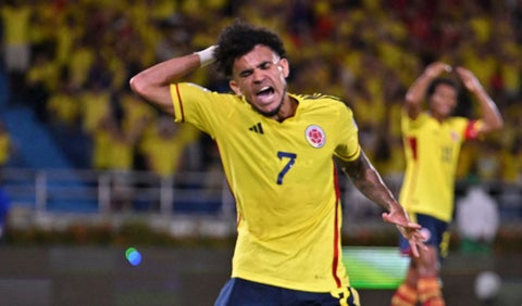 A Luis Díaz le perdonaron una tarjeta roja contra Chile