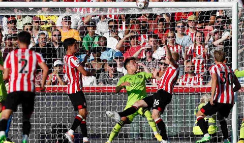 Manchester United sufre goleada ante a Brentford