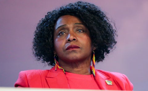 Maria Isabel Urrutia, ministra del deporte despedida