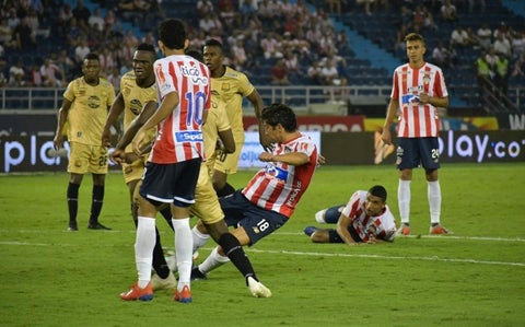 Matías Fernández, Junior vs Águilas