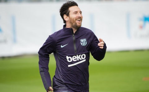 Messi vuelve al campo tras su lesión