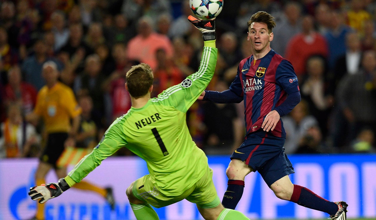 Messi batiendo a Manuel Neuer en la Champions 2015