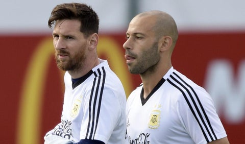 Lionel Messi y Javier Maschenano en concentración con la Selección Argentina