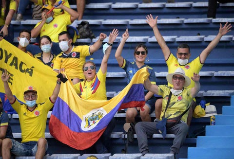 Hinchas Colombia Vs. Argentina