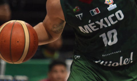México debutó ante Montenegro en el Mundial de Baloncesto 2023