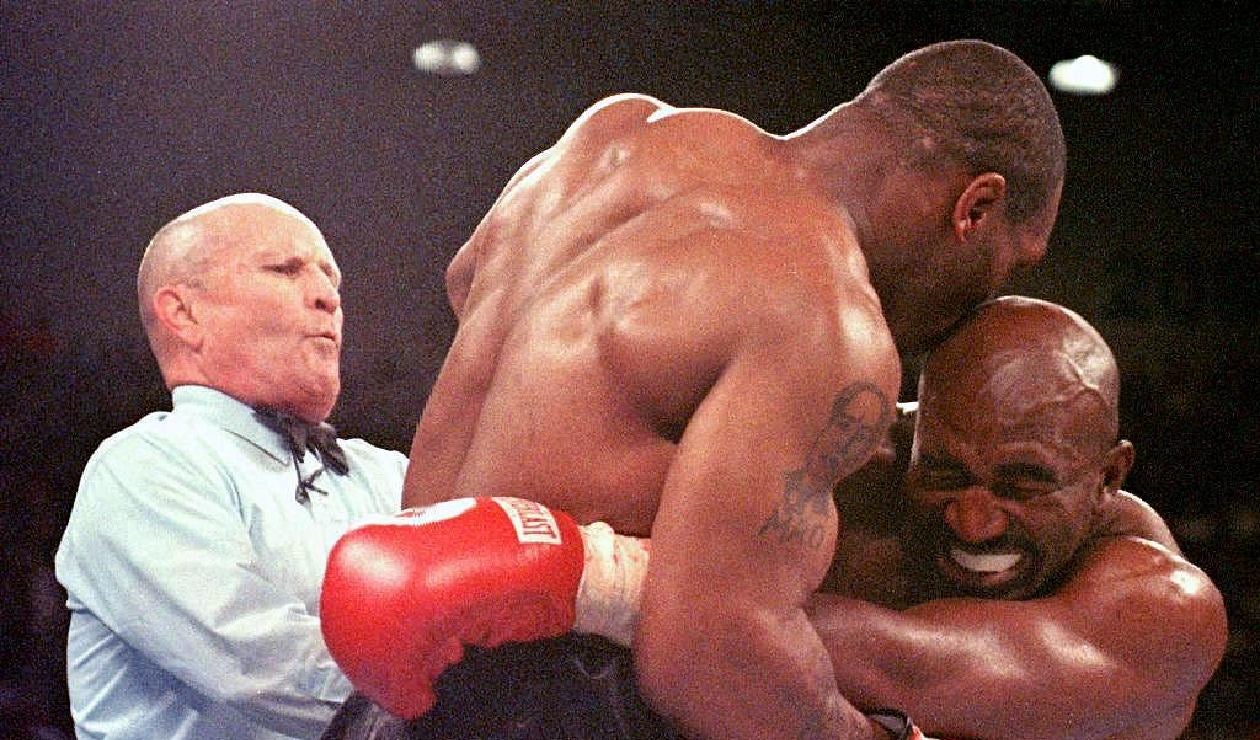 Mike Tyson vs Evander Holyfield