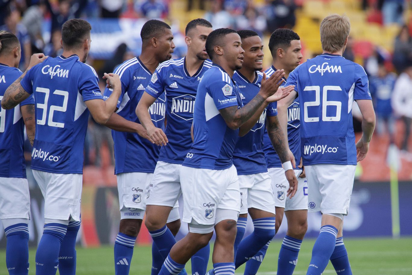 Millonarios F.C enfrenta a Deportivo Independiente Medellin en juego válido por la fecha 1 de la Liga BetPlay I 2024 en el estadio Nemesio Camacho El Campin.