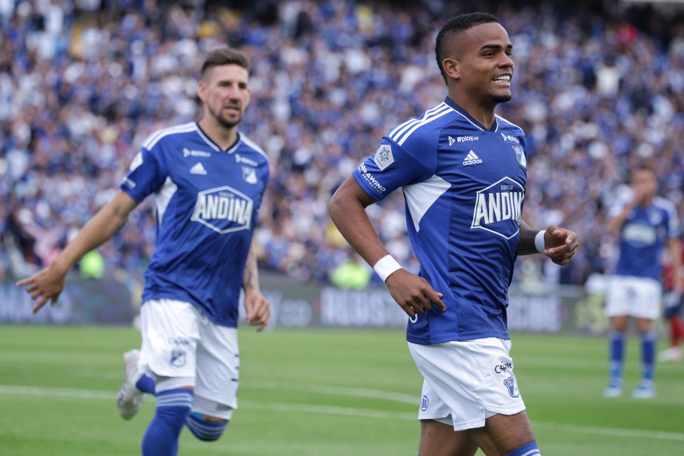 Millonarios F.C enfrenta a Deportivo Independiente Medellin en juego válido por la fecha 1 de la Liga BetPlay I 2024 en el estadio Nemesio Camacho El Campin.