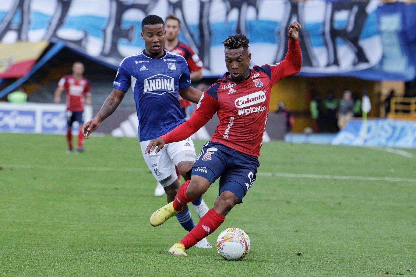 Millonarios F.C enfrenta a Deportivo Independiente Medellin en juego válido por la fecha 1 de la Liga BetPlay I 2024 en el estadio Nemesio Camacho El Campin.